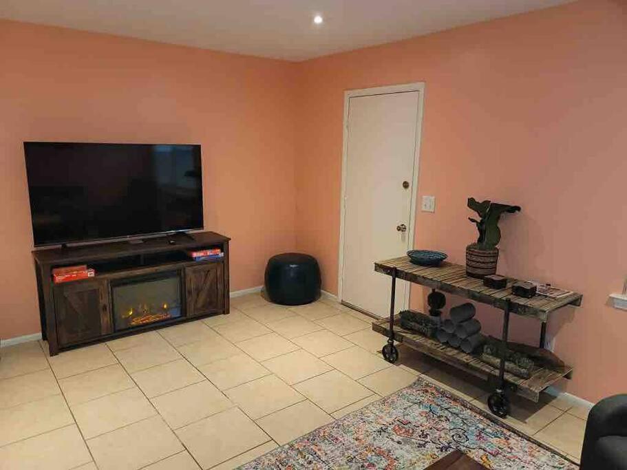 Elegant 2-Bedroom Pet-Friendly Villa W 2 Parking Spaces هيلتون رئيس جزيرة المظهر الخارجي الصورة