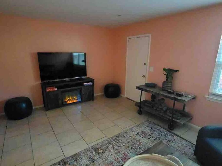 Elegant 2-Bedroom Pet-Friendly Villa W 2 Parking Spaces هيلتون رئيس جزيرة المظهر الخارجي الصورة